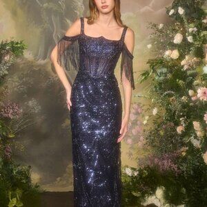 Navy blue formal dress. Mother of the bride/groom gown. Party evening wedding
